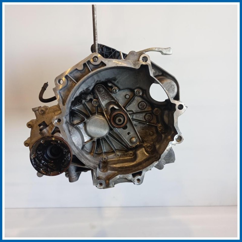 Cambio cgp km 110
 
 VOLKSWAGEN Polo VI