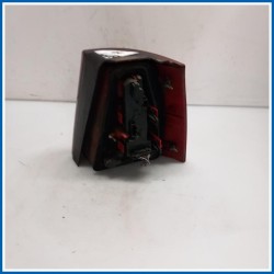 Fanale FANALINO POST SX GOLF IV SW 
sx. 
post. VOLKSWAGEN Golf IV Variant