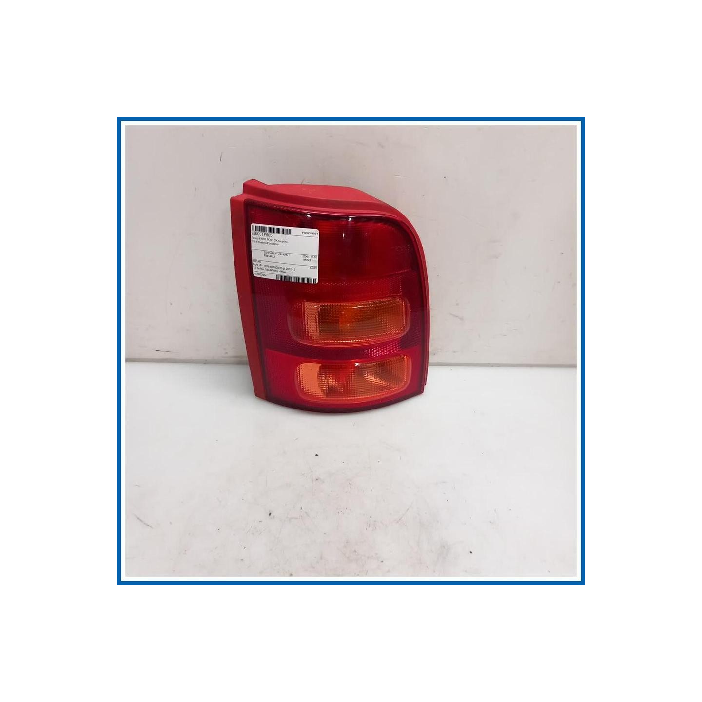 Fanale FARO POST SX 
sx. 
post. NISSAN Micra II