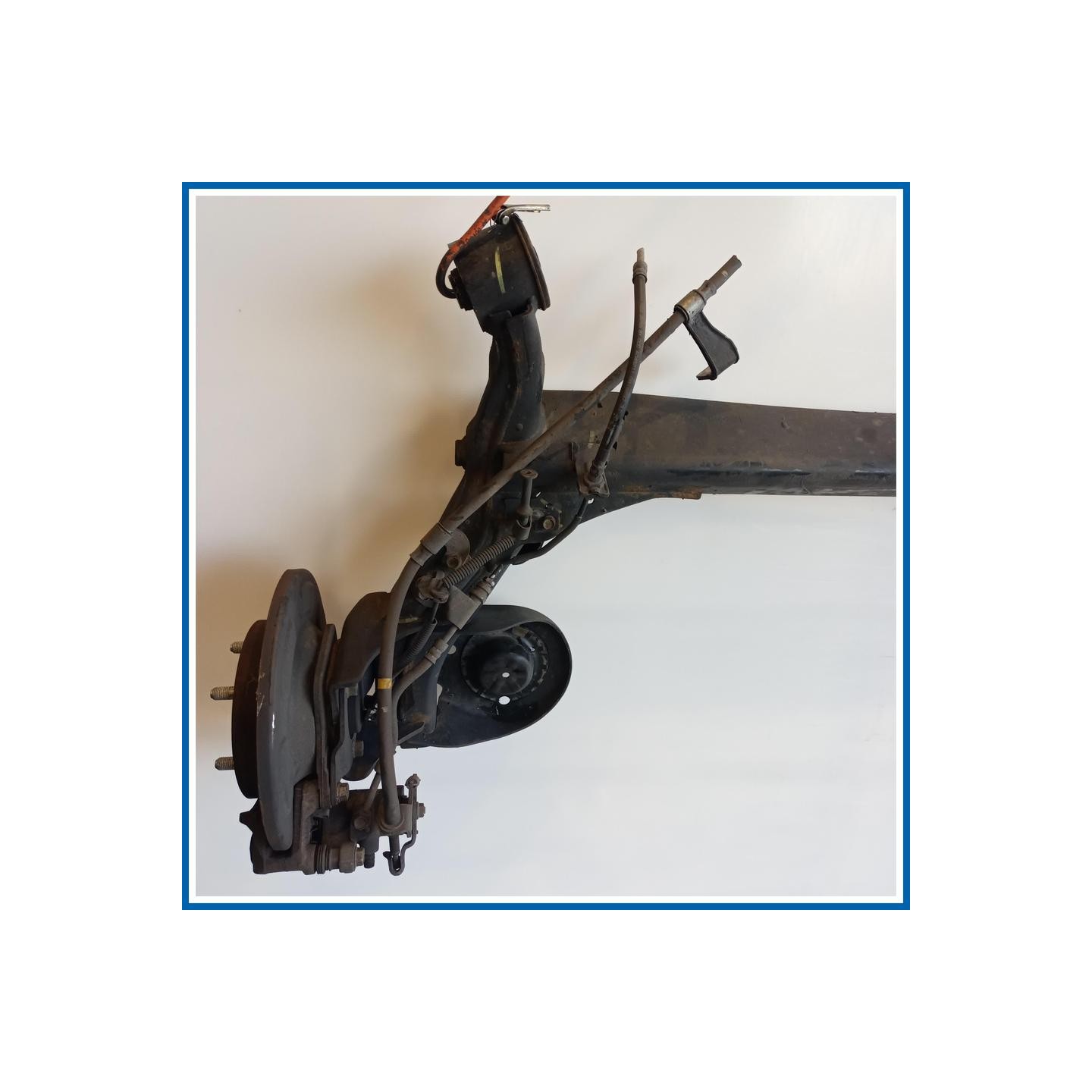 Assale ASSE TORSIONALE COMPLETO 
 
post. HYUNDAI ix20