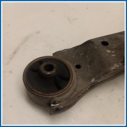 Braccio oscillante BRACCIO COMPLETO-INF, DX 
dx. 
ant. HYUNDAI i10 I