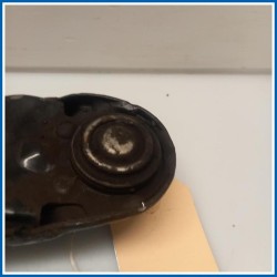 Braccio oscillante BRACCIO COMPLETO-INF, DX 
dx. 
ant. HYUNDAI i10 I