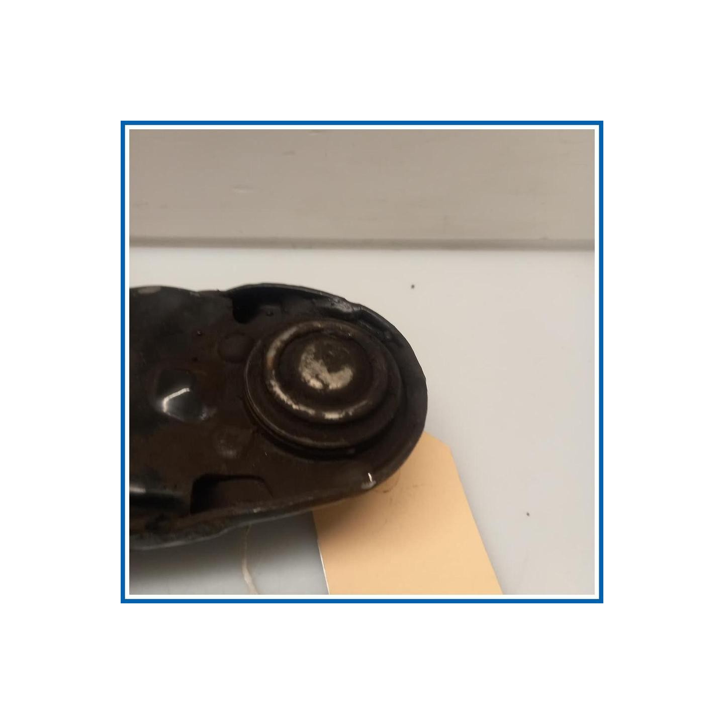 Braccio oscillante BRACCIO COMPLETO-INF, DX 
dx. 
ant. HYUNDAI i10 I