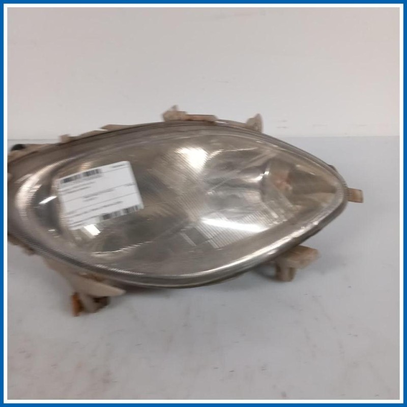 Proiettore FARO DX 
dx. 
ant. SMART City Coupe 450