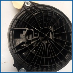 Interruttore esterno apertura portello . 
 
post. VOLKSWAGEN Polo VI