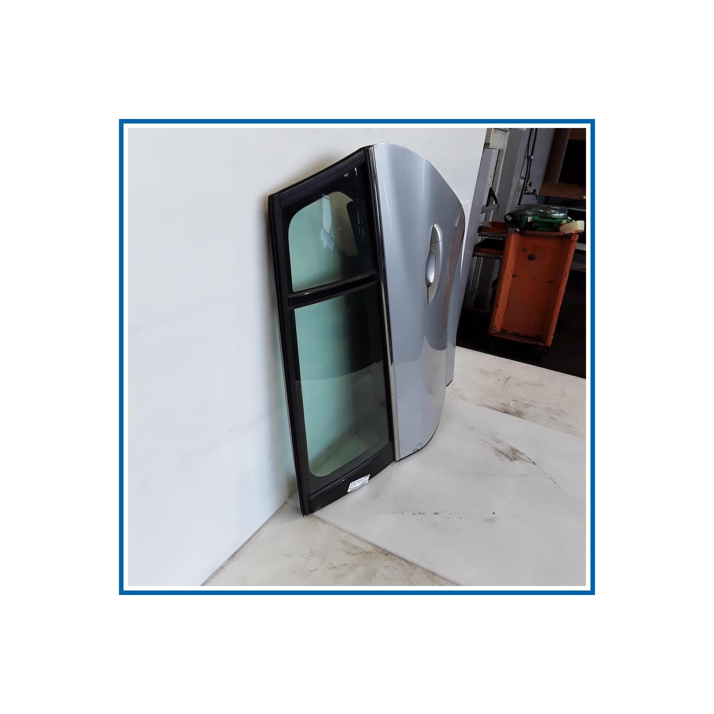Porta PORTA PREASSY-RR 
sx. 
post. RENAULT Megane SW