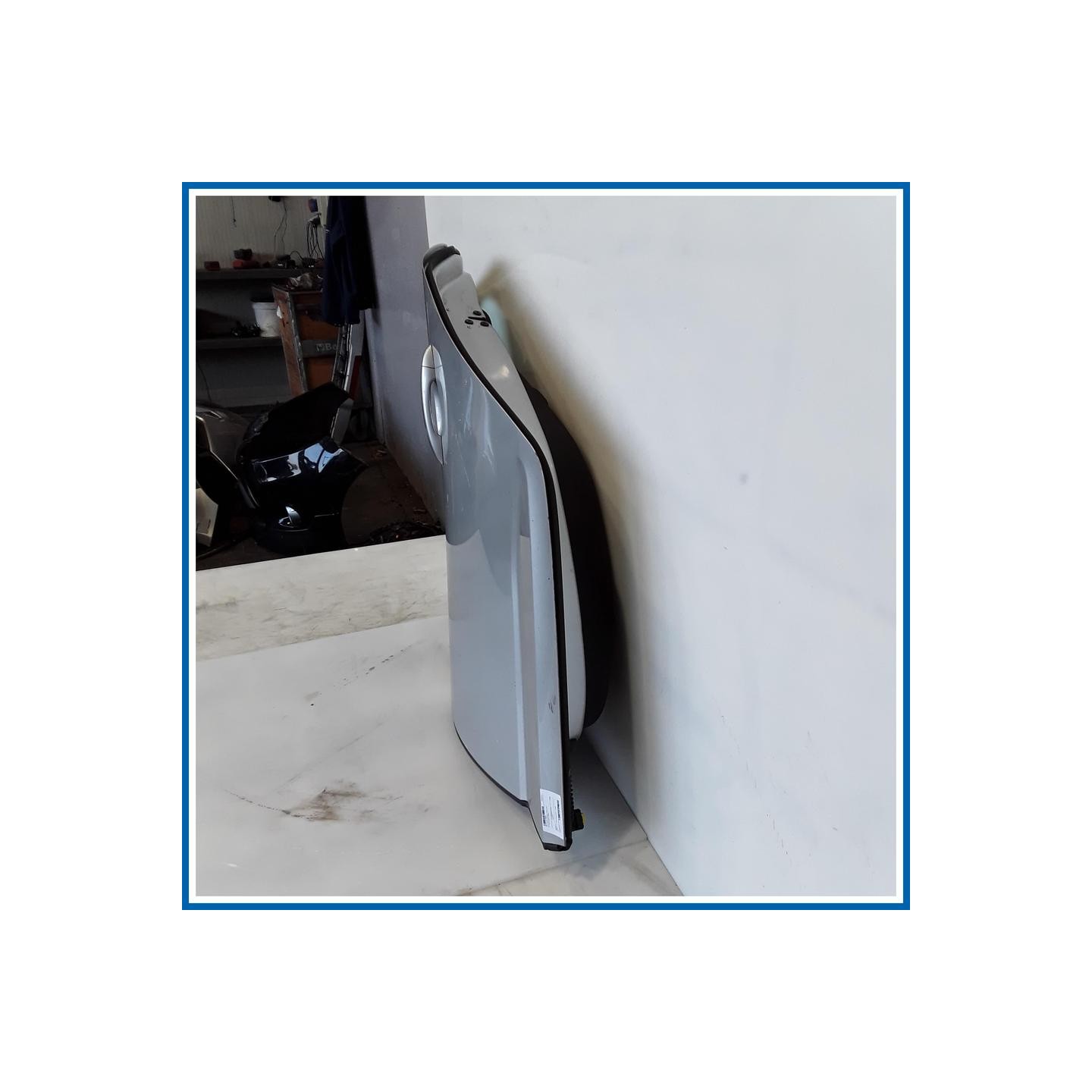 Porta PORTA PREASSY-RR 
sx. 
post. RENAULT Megane SW