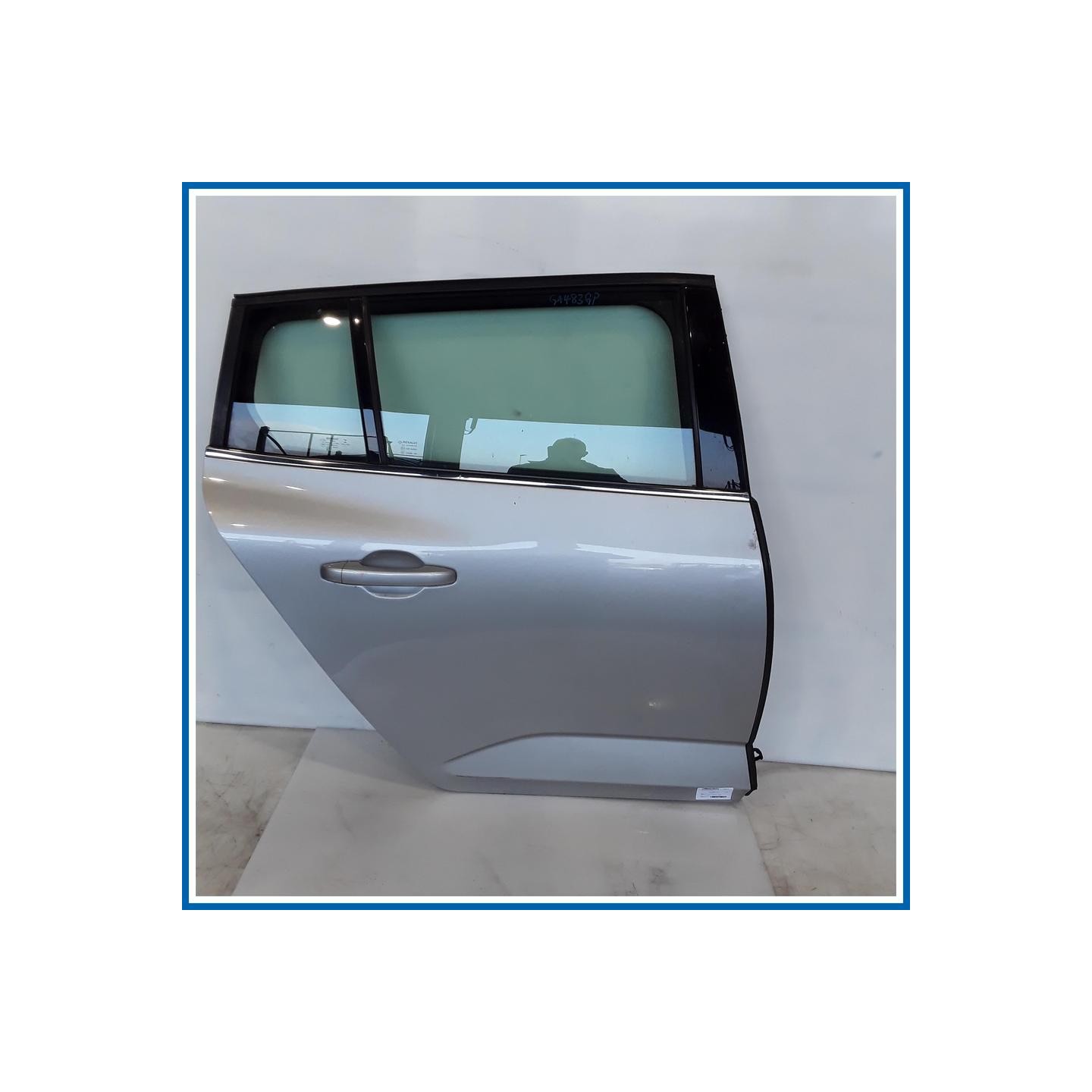 Porta PORTA POSTER DX 
dx. 
post. RENAULT Megane SW