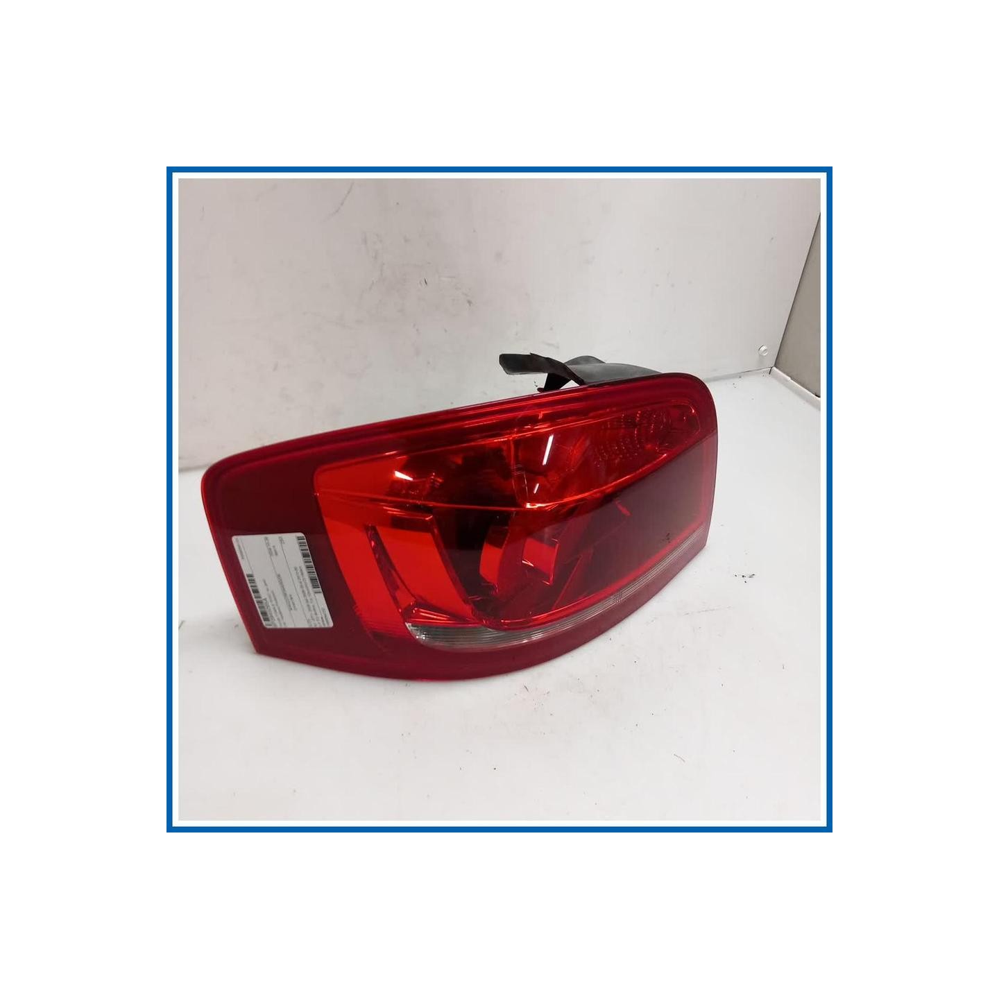 Fanale FANALE POST. 
sx. 
post. AUDI A3 8P1