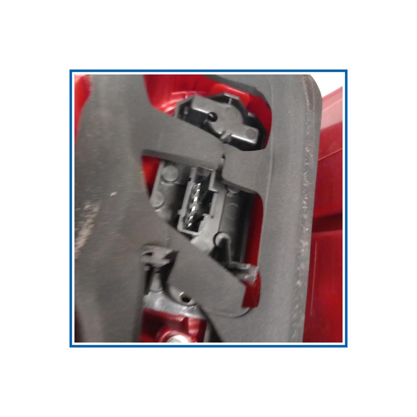 Fanale FANALE POSTERIO 
dx. 
post. PEUGEOT 1007