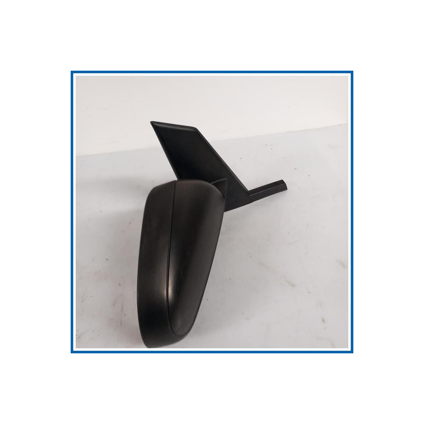 SPECCHIO DX BLACK MATERIAL MITSUBISHI Colt VI