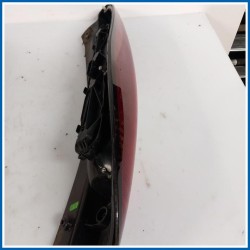 Fanale GRUPPO FANALE POST SX 
sx. 
post. MITSUBISHI Colt VI