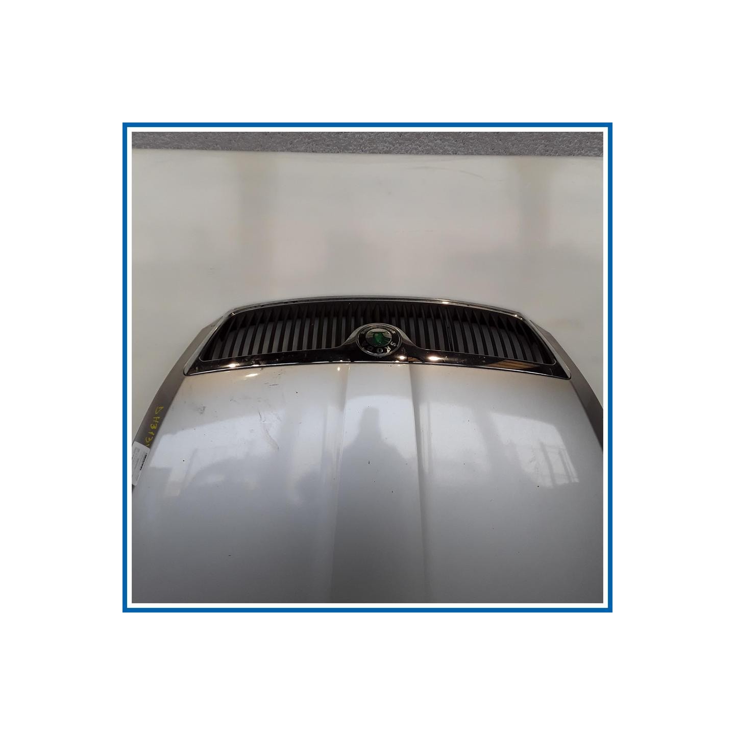 Cofano . 
 
ant. SKODA Octavia 1Z5 SW