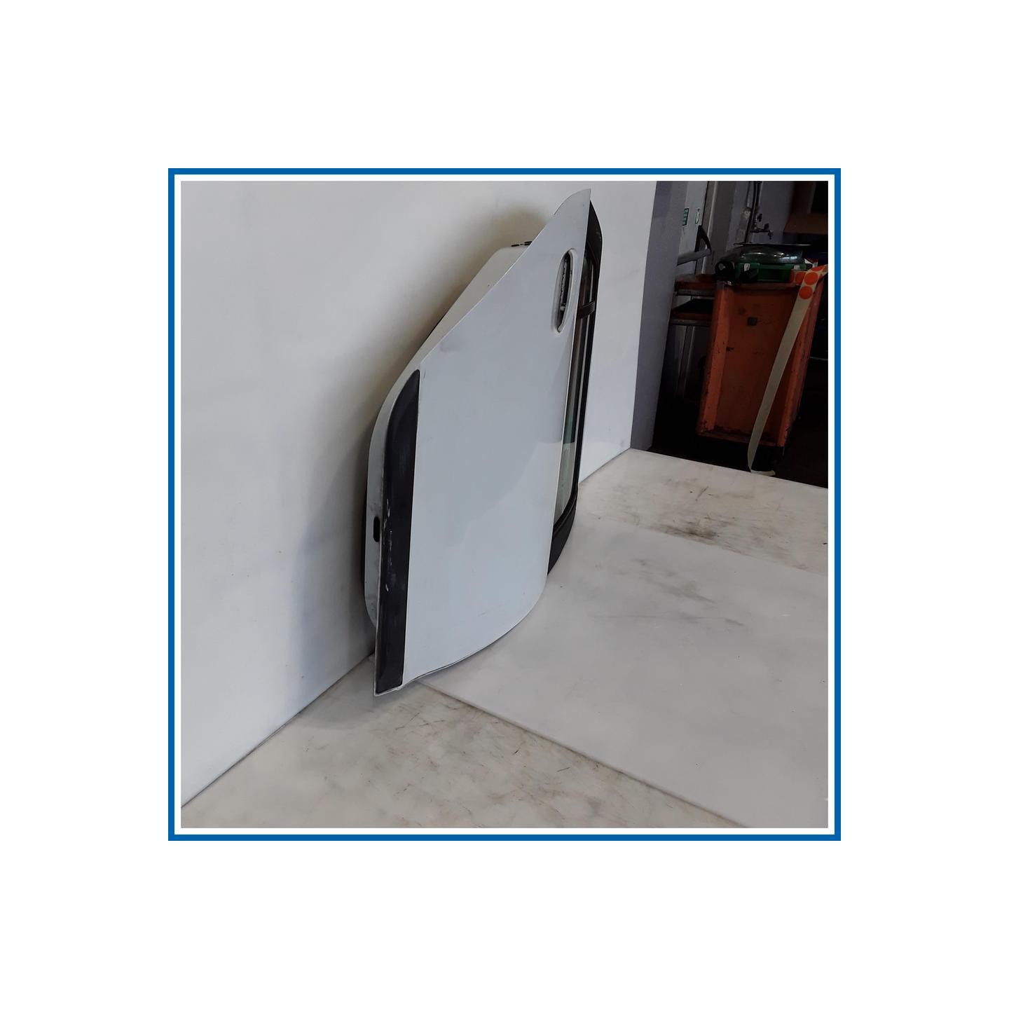 Porta PORTA POSTER DX 
dx. 
post. DACIA Logan MCV II