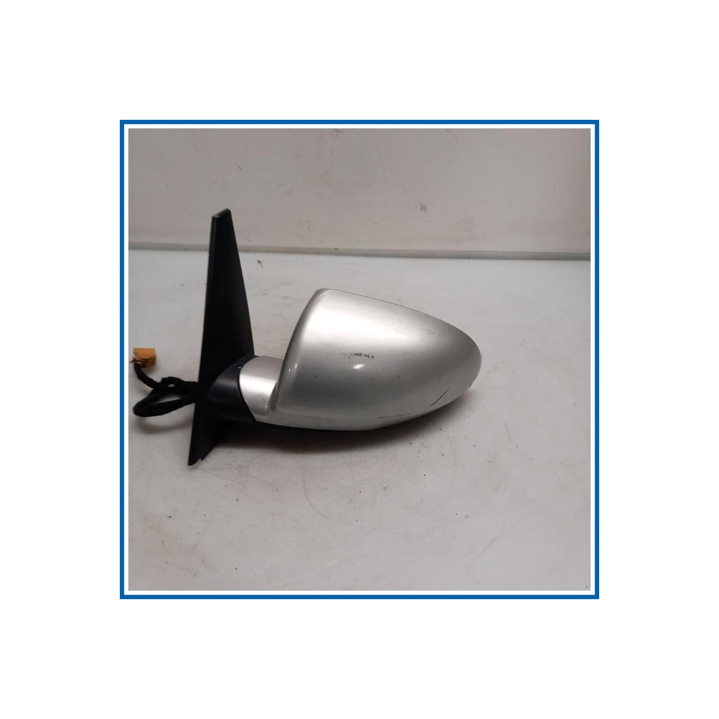Retrovisore esterno SUPPORTO SPECCHIO SX 
sx. 
ant. AUDI A2 8Z0