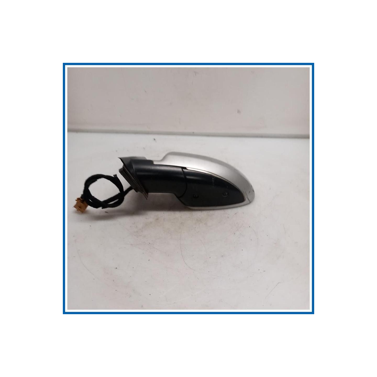 Retrovisore esterno SUPPORTO SPECCHIO SX 
sx. 
ant. AUDI A2 8Z0