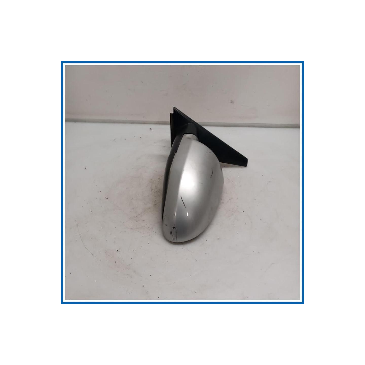 Retrovisore esterno SUPPORTO SPECCHIO SX 
sx. 
ant. AUDI A2 8Z0