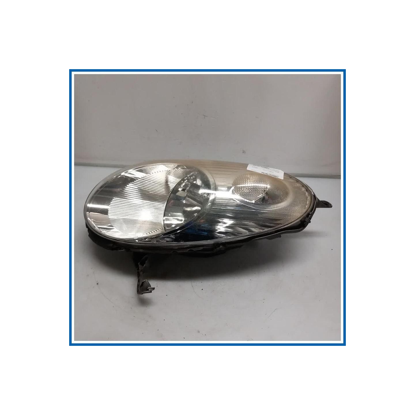 Proiettore FARO ANT SX 
sx. 
ant. NISSAN Micra III