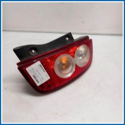 Fanale FARO POST DX 
dx. 
post. NISSAN Micra III