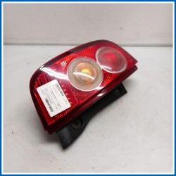 Fanale FARO POST SX 
sx. 
post. NISSAN Micra III