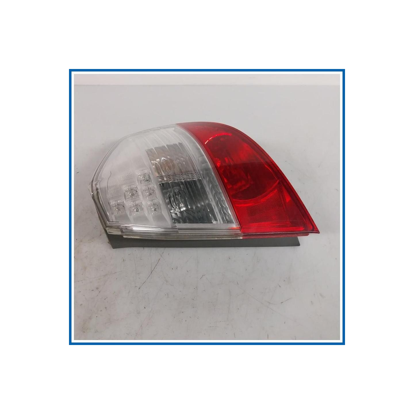 Fanale ASS. LUCE POSIZIONE POST. 
dx. 
post. HONDA Jazz II
