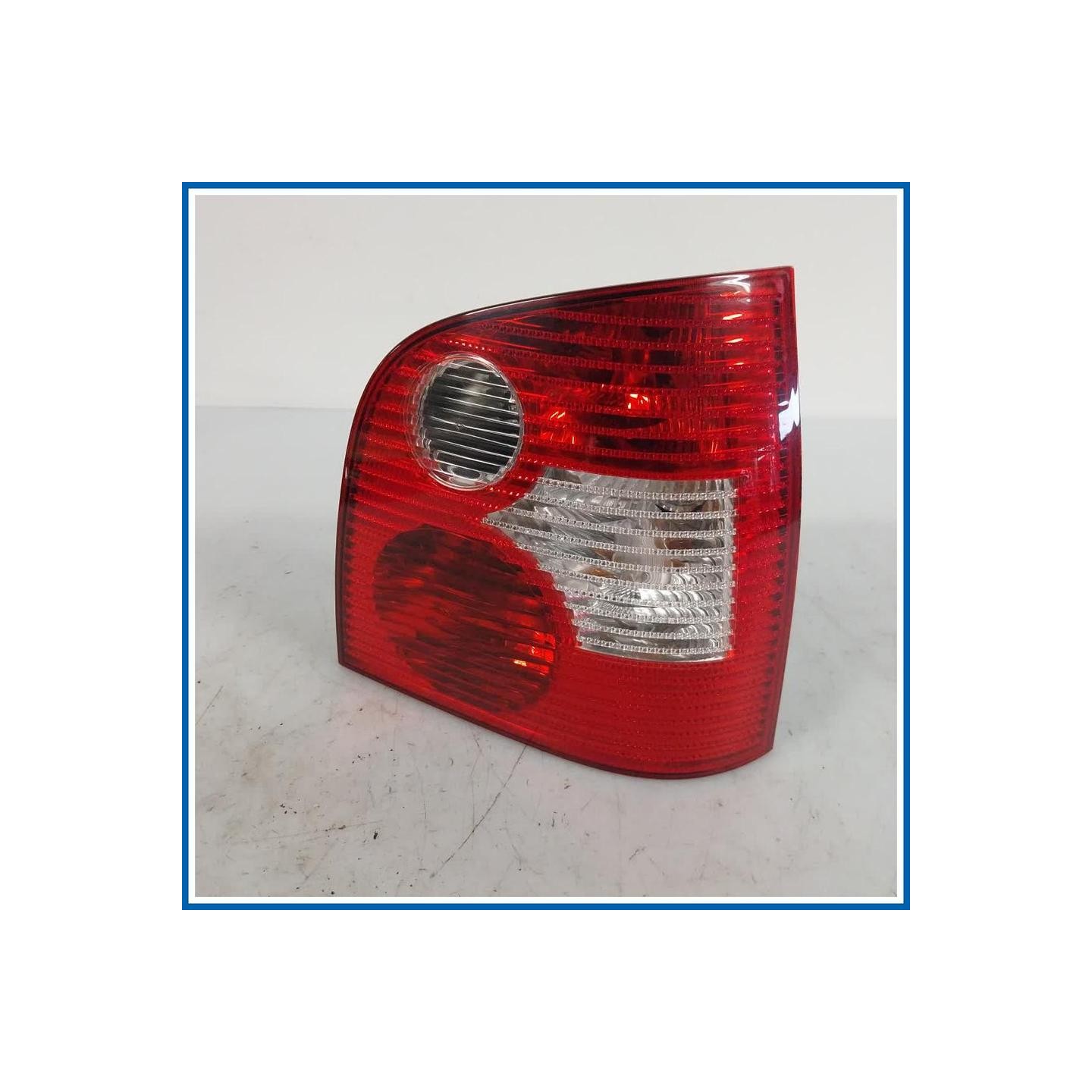 Fanale FANALINO POST.DX POLO 02-05 
dx. 
post. VOLKSWAGEN Polo IV