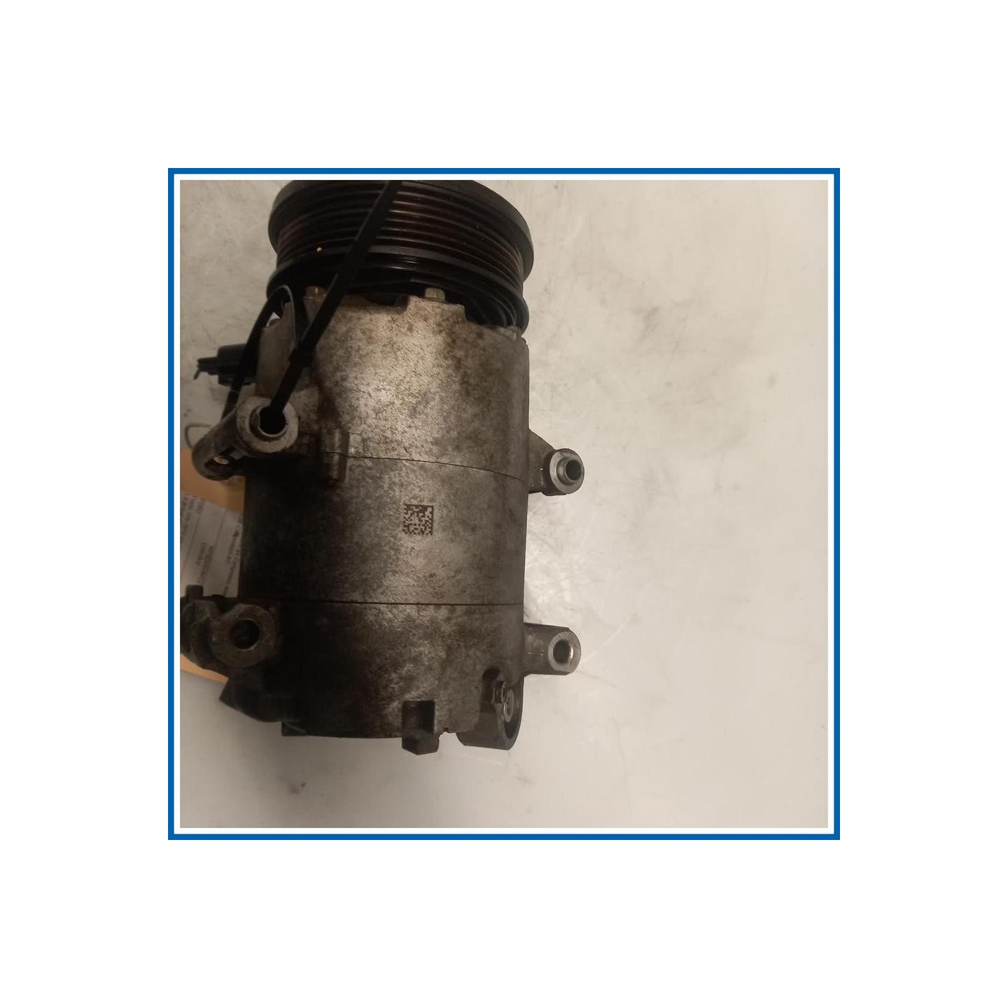 Compressore a/c Compressor assy 
 
 FORD Fiesta VI