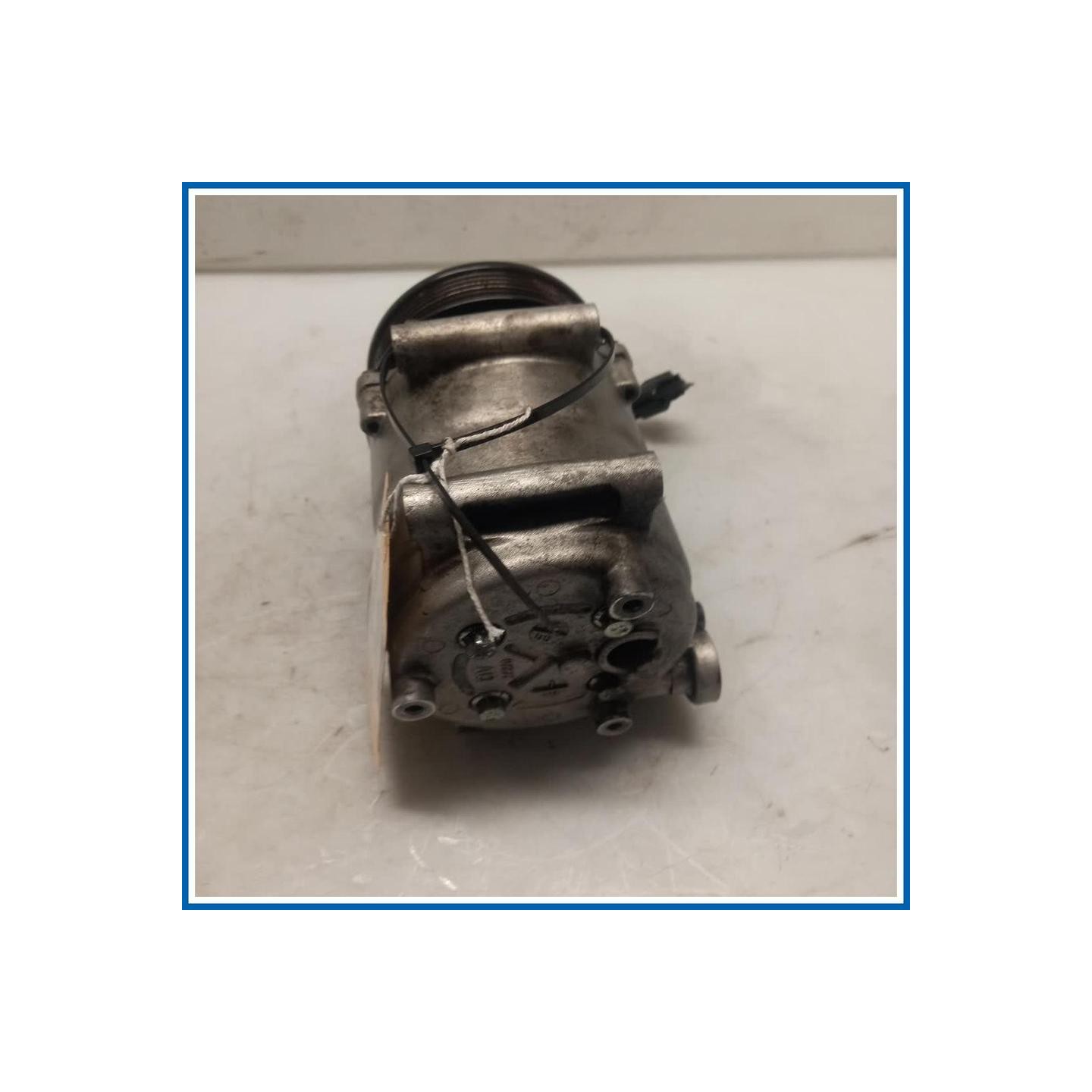Compressore a/c Compressor assy 
 
 FORD Fiesta VI