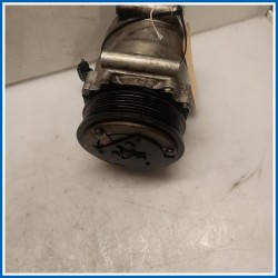 Compressore a/c Compressor assy 
 
 FORD Fiesta VI
