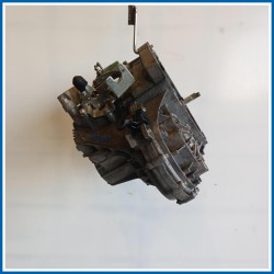 Cambio 6 M-940a3000- m176 mot ok
 
 ALFA ROMEO Giulietta