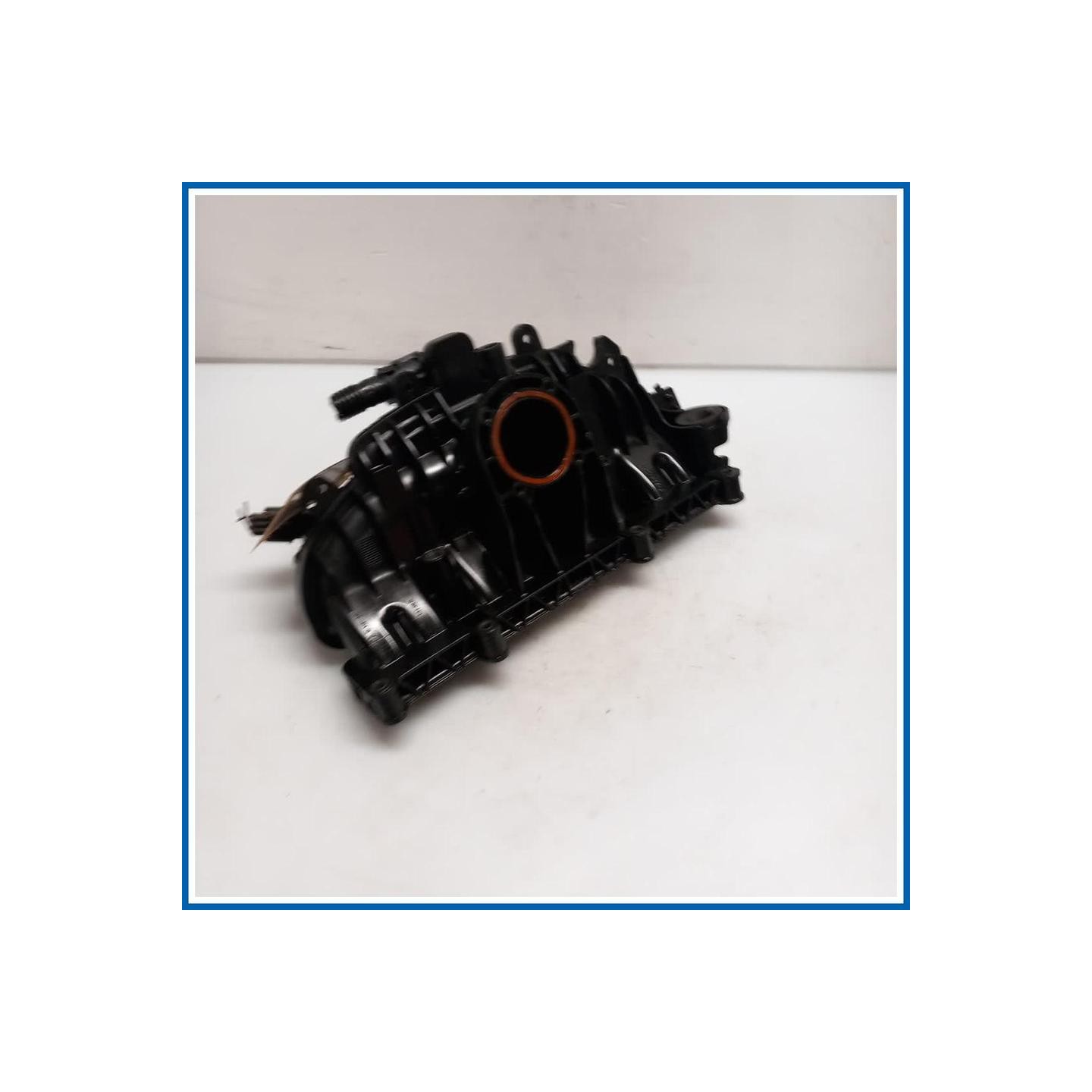 Collettore aspirazione MANIFOLD ASSY - INLET 
 
 FORD Focus IV