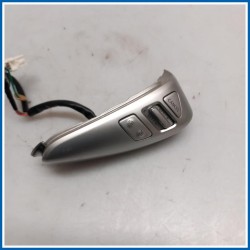 Pulsante comando multifunzione SWITCH ASSY-STE 
sx. 
 NISSAN Note II