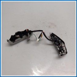 Pulsante comando multifunzione SWITCH ASSY-STE 
sx. 
 NISSAN Note II