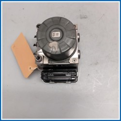 Abs (gruppo) VALVE ASSY - MODULATOR 
 
ant. FORD Fiesta VII
