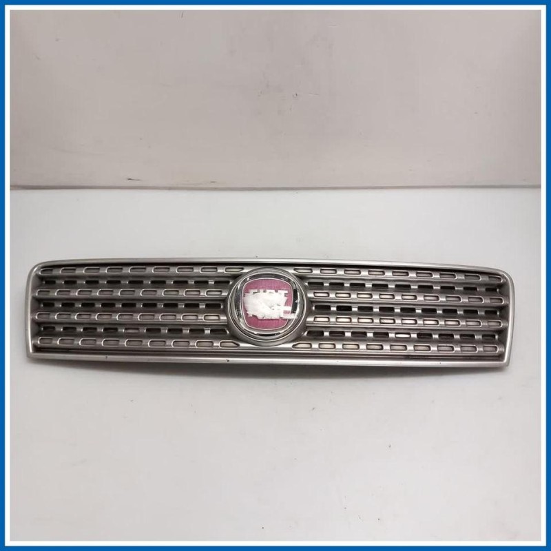 Griglia radiatore 
 
 FIAT Punto II