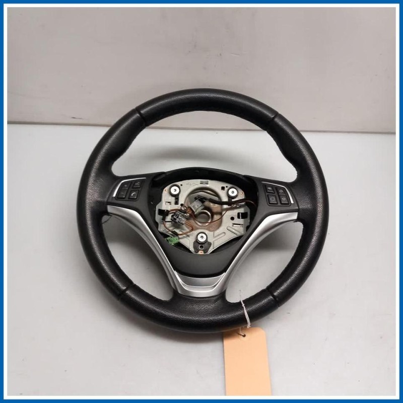 Volante VOLANTE IN PELLE 
 
 BMW X1 E84