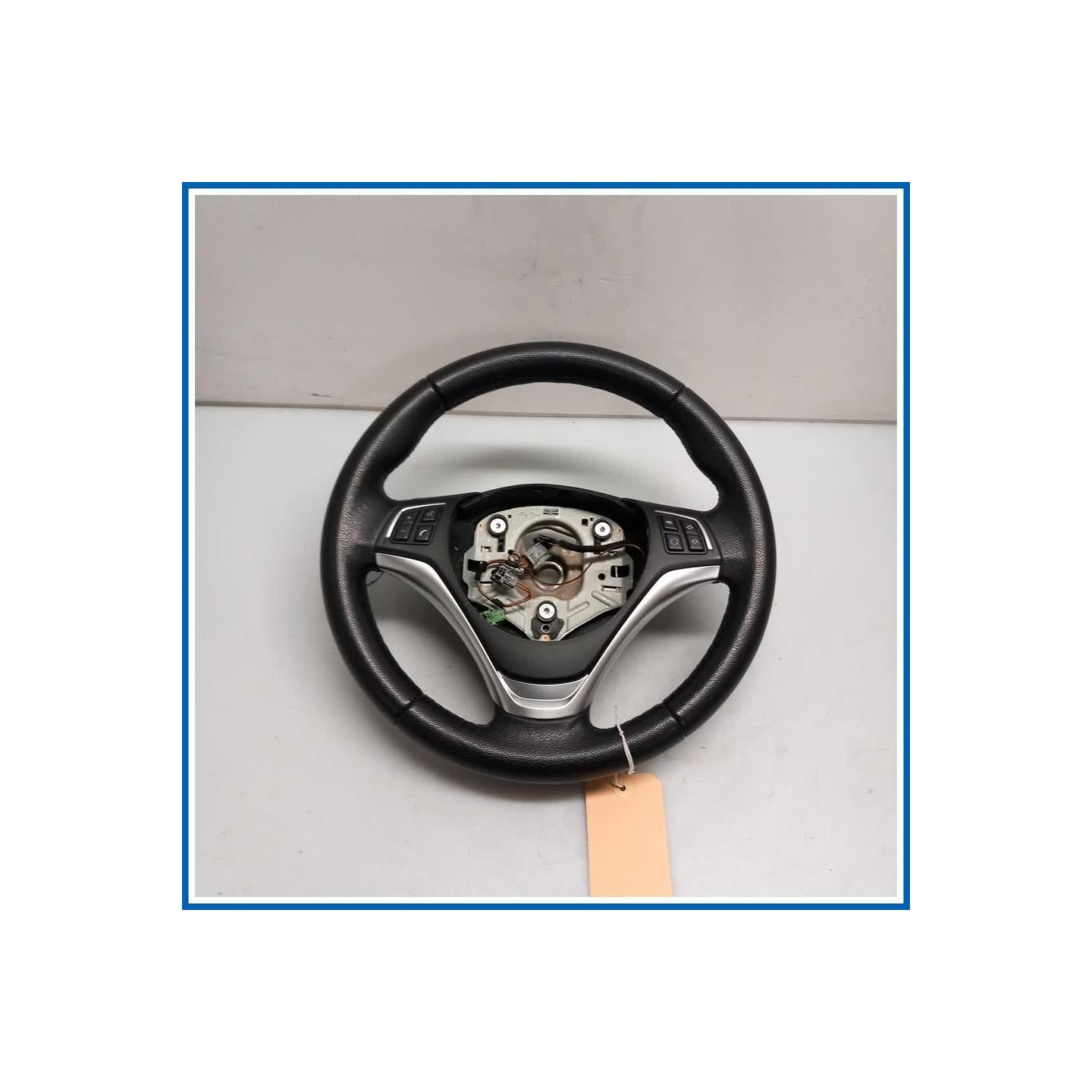 Volante VOLANTE IN PELLE 
 
 BMW X1 E84