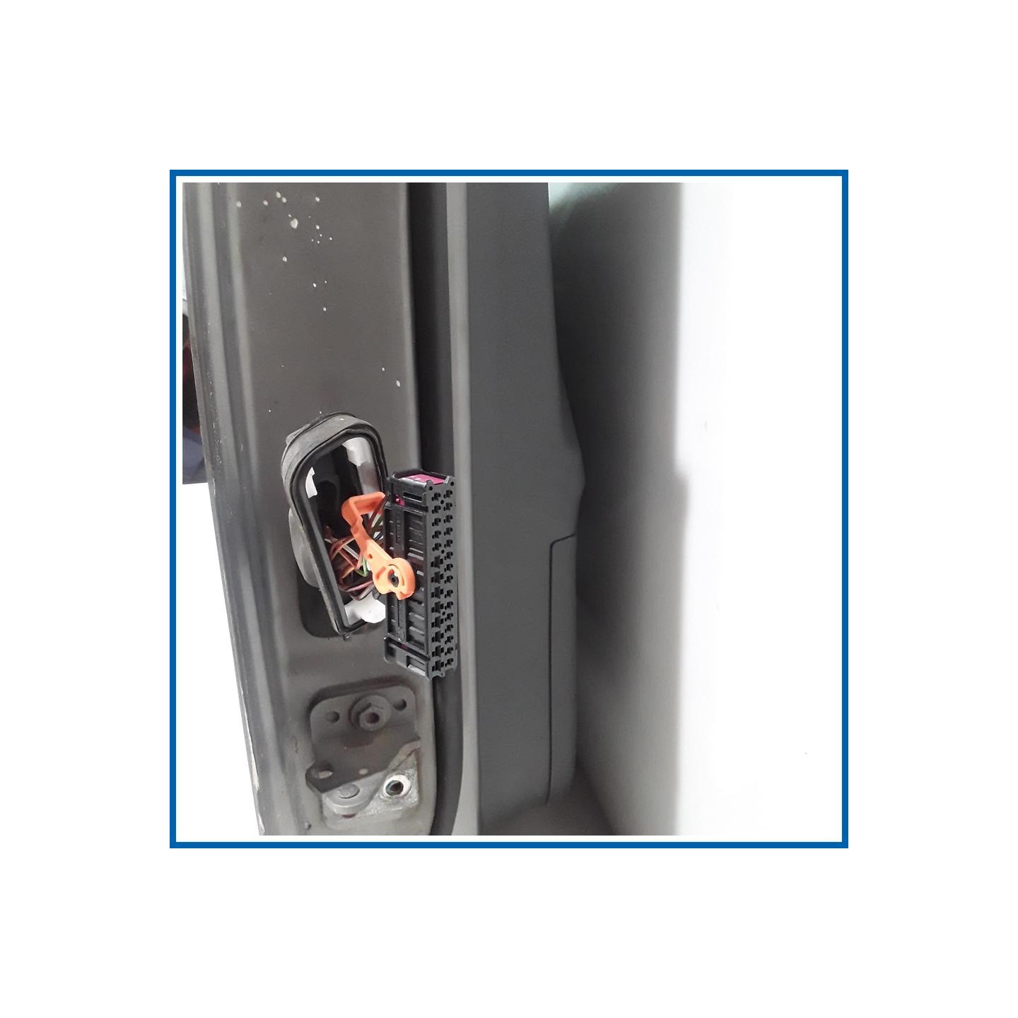Porta 
dx. 
ant. VOLKSWAGEN Touran II