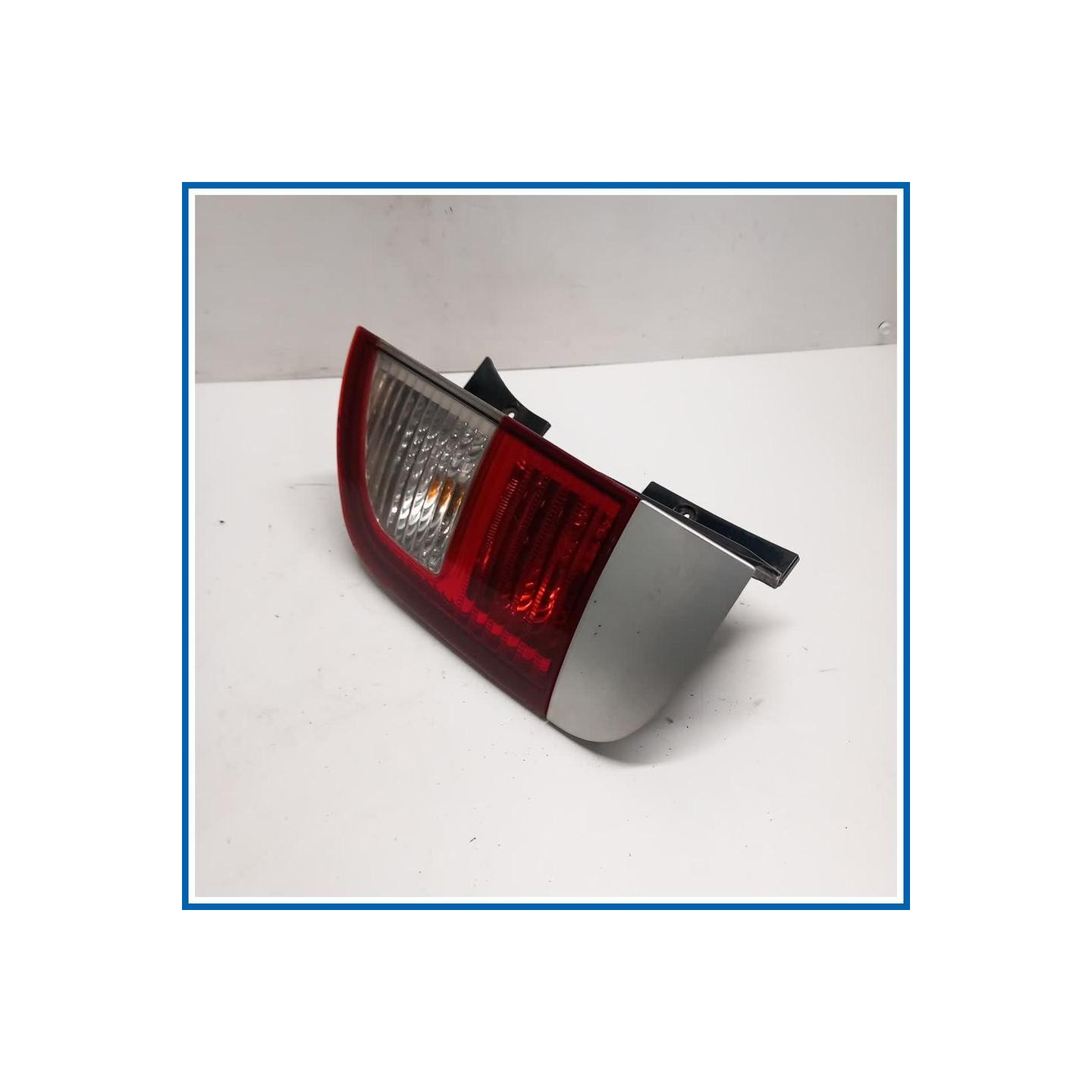 Fanale est. LAMP ASSY-RR COMBI QTR-RH 
dx. 
post. SSANGYONG Kyron