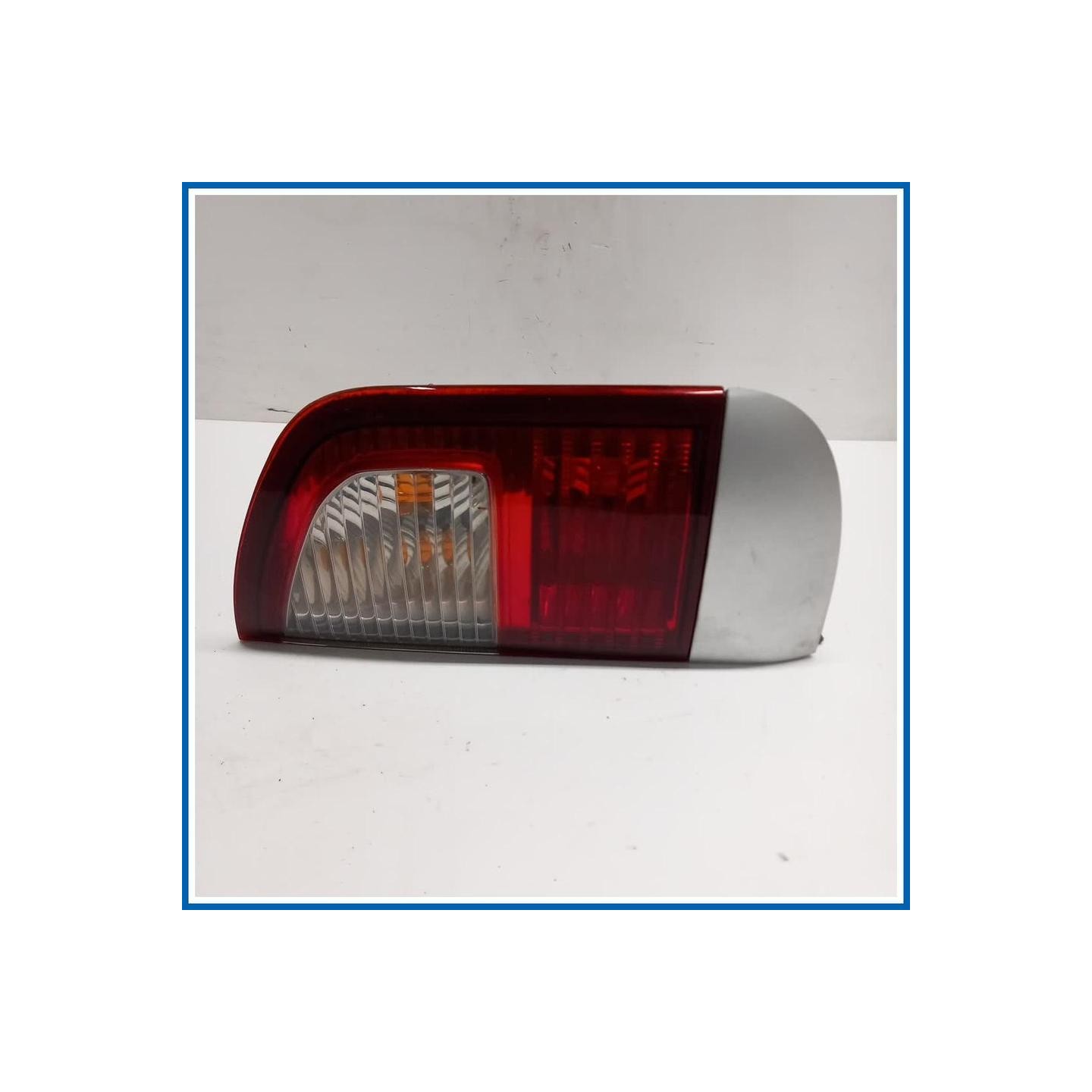 Fanale est. . 
sx. 
post. SSANGYONG Kyron