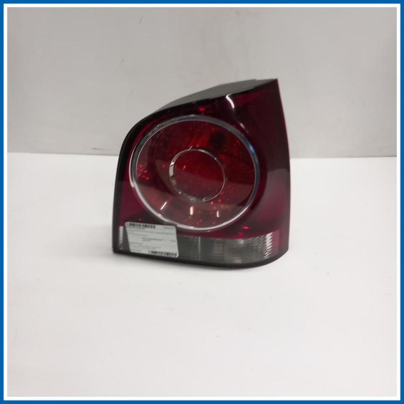 Fanale GRUPPO OTTICO POST. VOLKSWAGEN POLO 
dx. 
post. VOLKSWAGEN Polo V