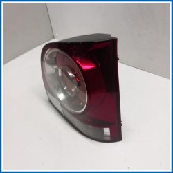Fanale GRUPPO OTTICO POST. VOLKSWAGEN POLO 
dx. 
post. VOLKSWAGEN Polo V
