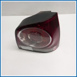 Fanale GRUPPO OTTICO POST. VOLKSWAGEN POLO 
dx. 
post. VOLKSWAGEN Polo V
