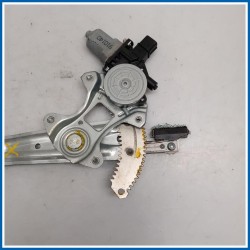 Alzacristallo porta MECCANISMO ALZAVETRO PORTA 
sx. 
ant. MITSUBISHI ASX I