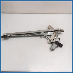 Alzacristallo porta MECCANISMO ALZAVETRO PORTA 
sx. 
ant. MITSUBISHI ASX I