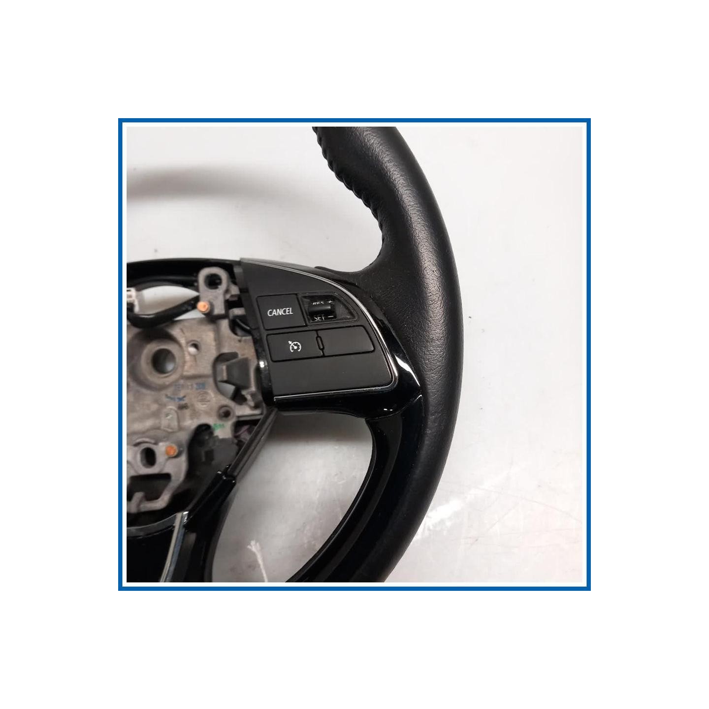 Volante VOLANTE 3 RAZZE PELLE 
 
 MITSUBISHI ASX I