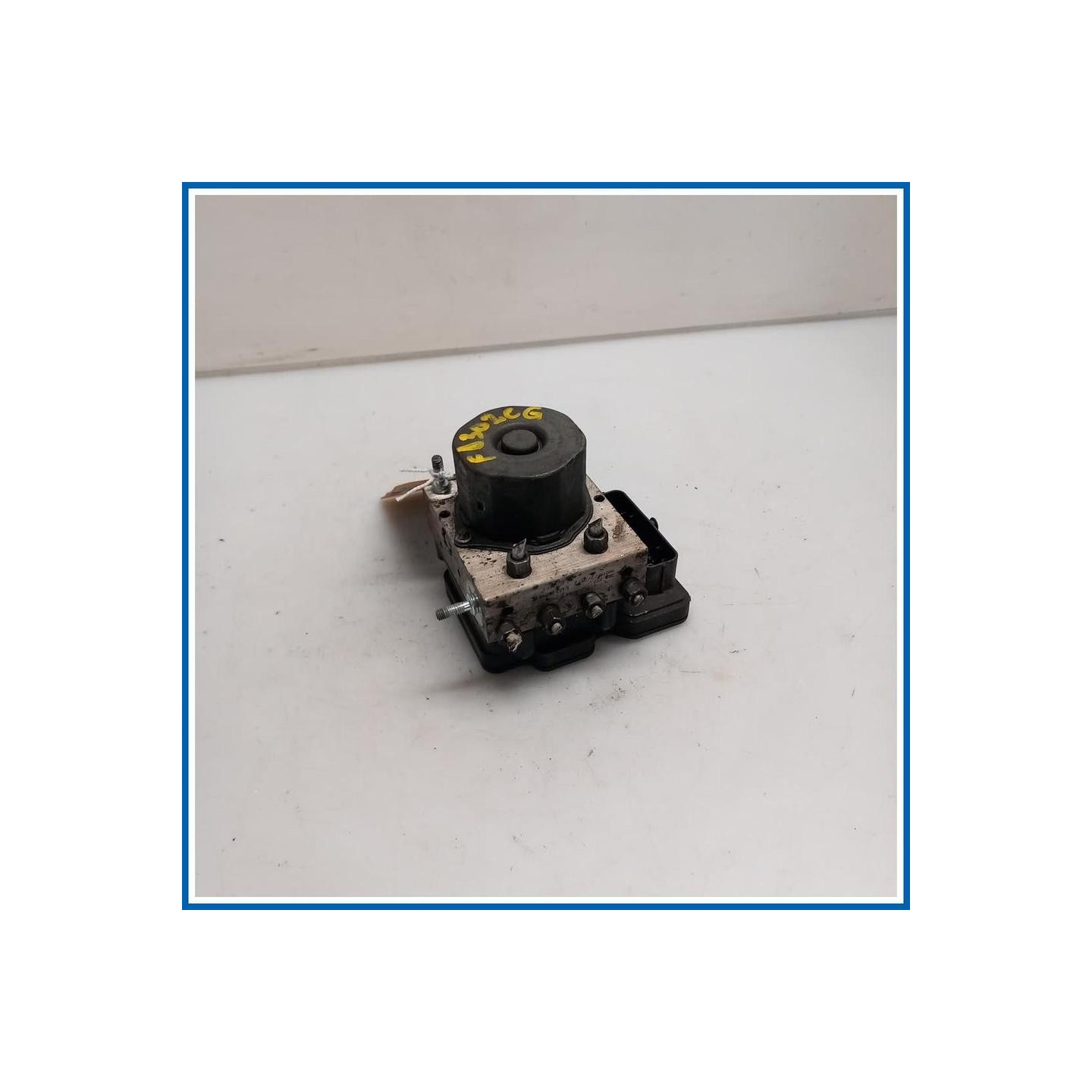 Abs (gruppo) BLOC HYDRAULIQUE 
 
ant. RENAULT Twingo III