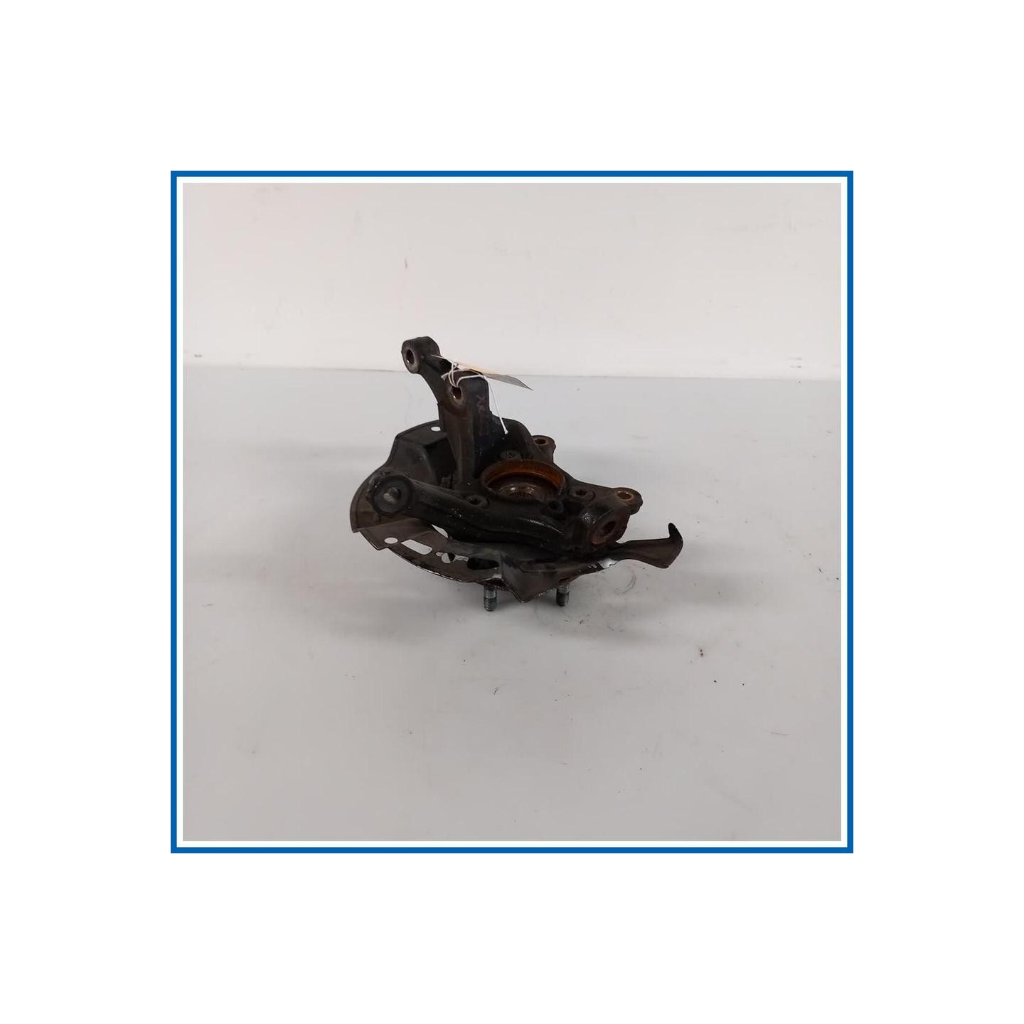 Fusello ruota FUSO A SNODO-ASSE ANT, SX 
sx. 
ant. HYUNDAI i30 III