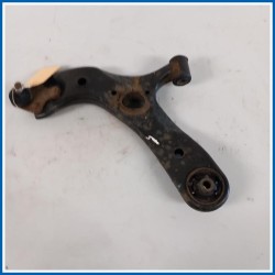 Braccio oscillante Braccio sospensione | sx. | ant. TOYOTA Auris II