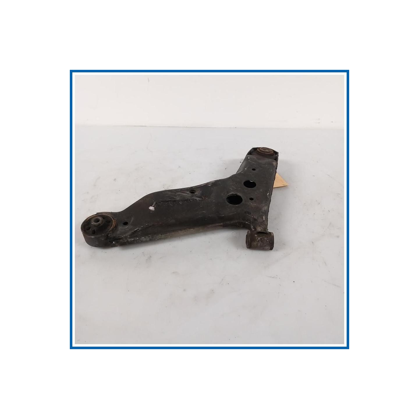 Braccio oscillante BRACCIO COMPLETO-INF, DX | dx. | ant. HYUNDAI i10 I